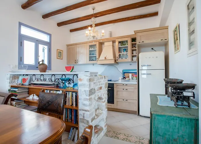 Orkos View House * Naxos City